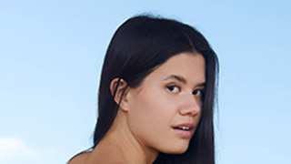 Tevelin Elle