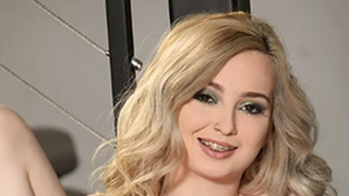 Lexi Lore Aubree